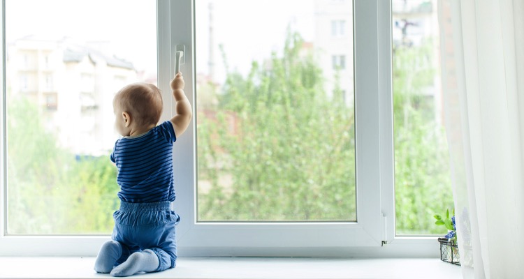 Sicherheit – So werden Fenster kindersicher