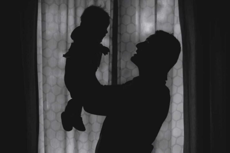 Plötzlich Papa – wie Väter körperlich fit bleiben