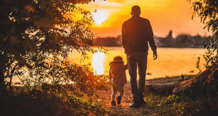 Zeit zum Vater werden und Vater sein